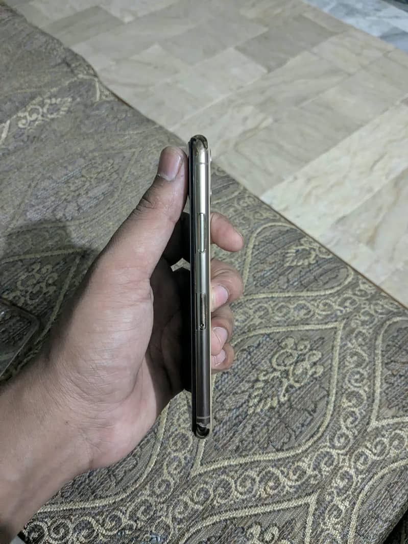 Apple iPhone 11 Pro 11