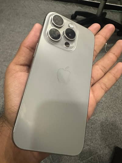 Apple iPhone 15 Pro