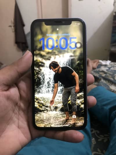 Apple iPhone 11