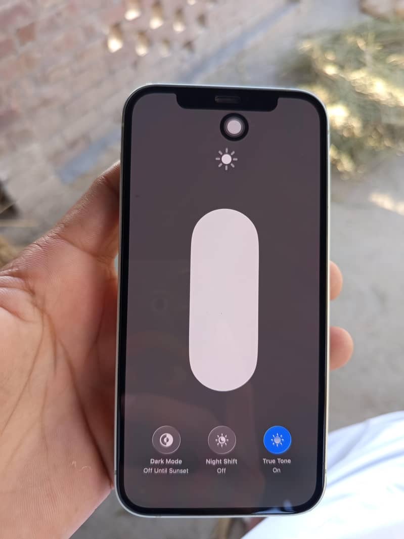 Apple iPhone 12 6