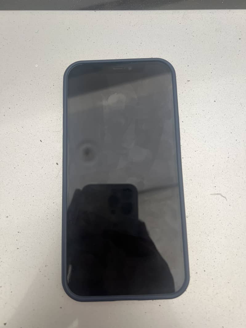 Apple iPhone 12 3