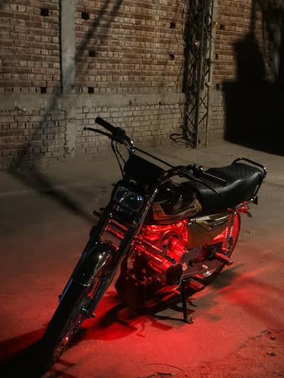 Honda CG125 self Gold addition