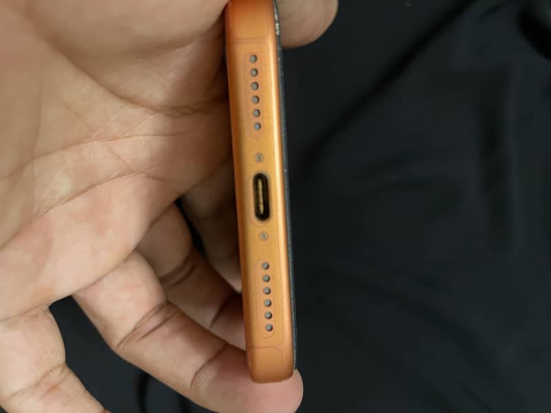 Apple iPhone 17 Pro Max 1