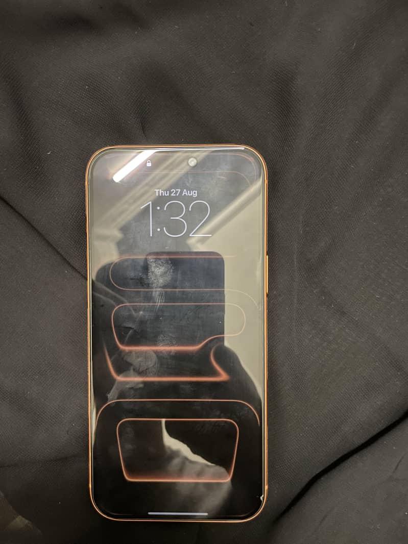 Apple iPhone 17 Pro Max 4