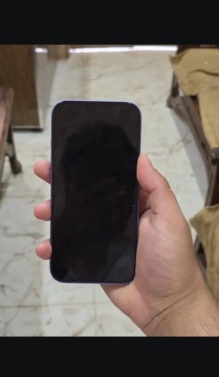 Apple iPhone 16 1