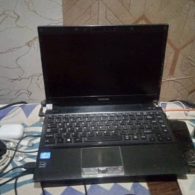 Toshiba Portégé Core i5 (3rd Gen) / 8GB RAM / Fast Performance  Office