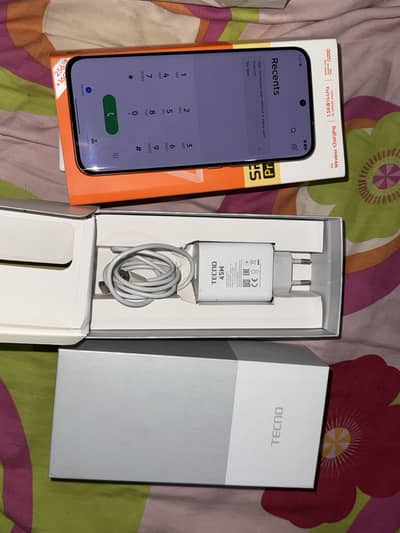 Tecno Spark 40 pro plus
