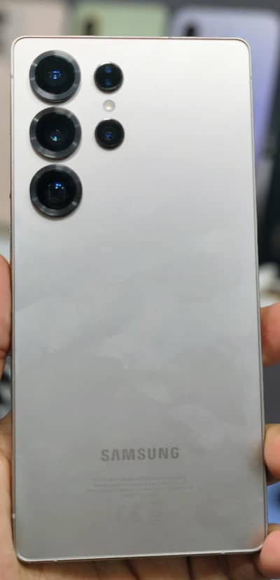 Samsung Mobile S25 Ultra 256GB Non pta 10/10