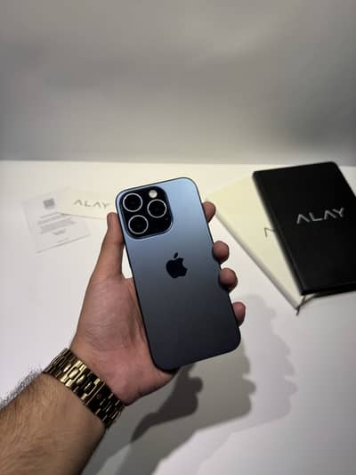 iPhone 15 Pro jv