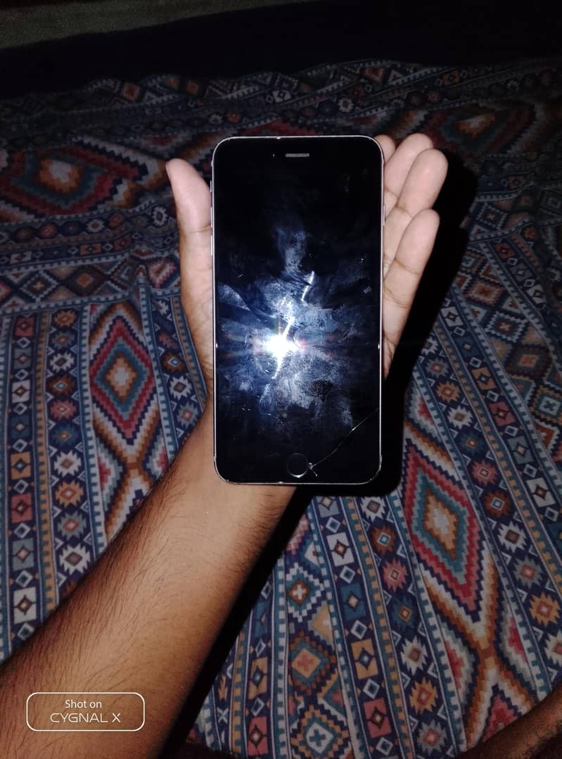 Apple iPhone 6S Plus 3