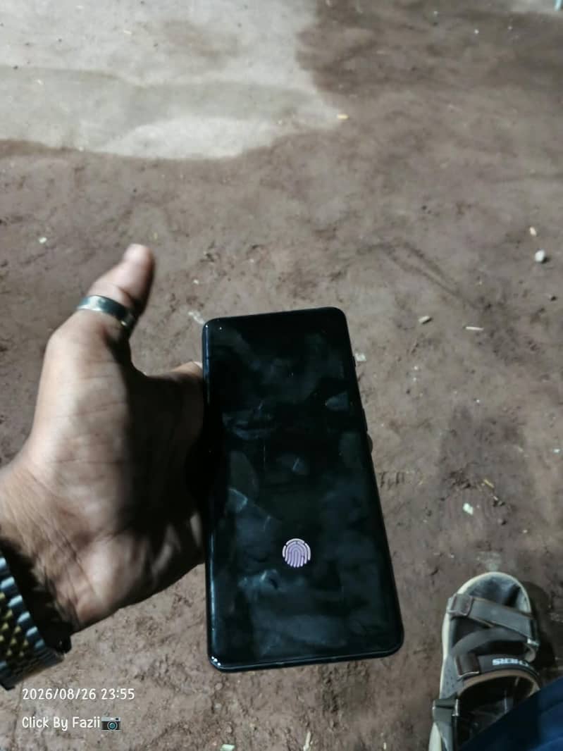 One Plus 10 Pro 5