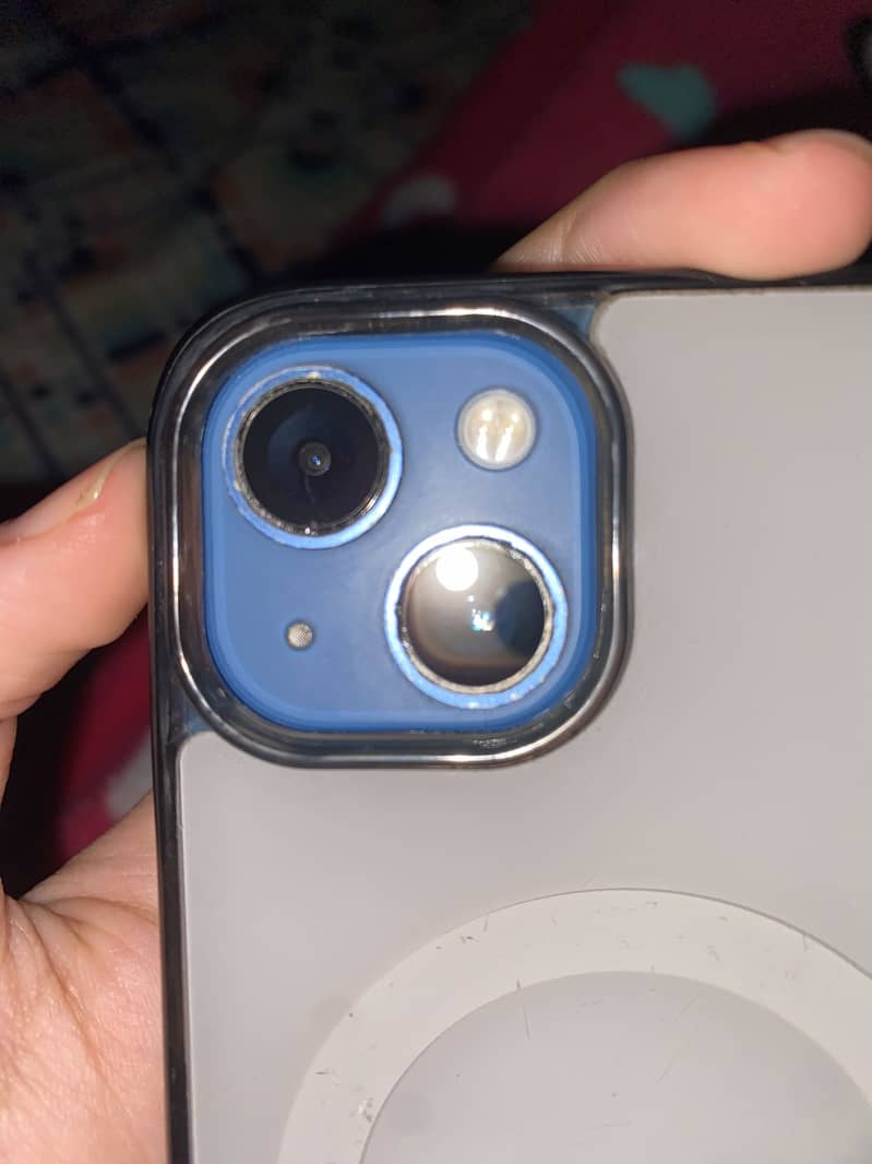 Apple iPhone 13 0