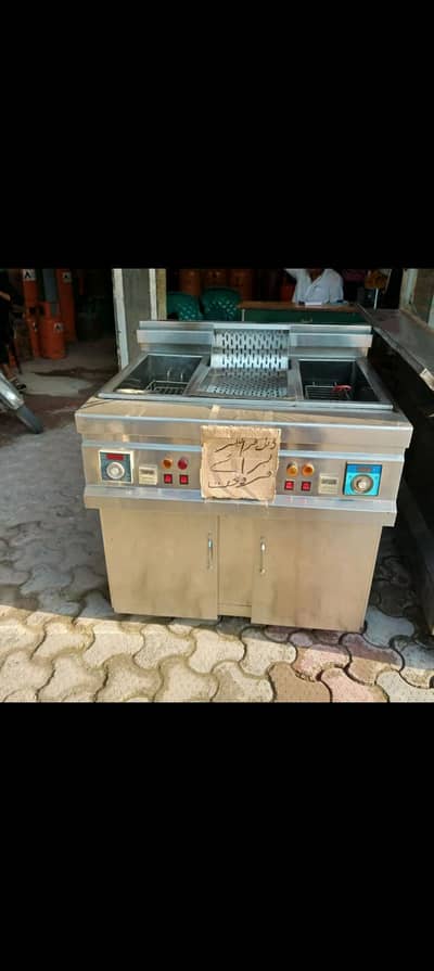Commercial Stainless Steel Double Tank Deep Fryer with Dump Station