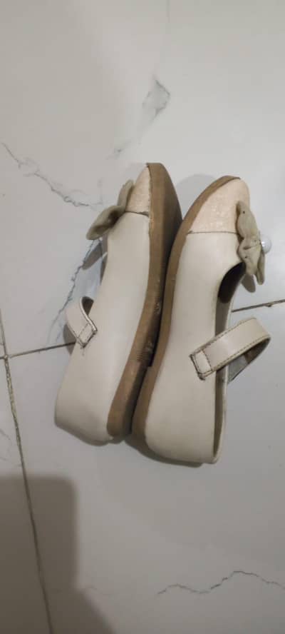 Shoes For Sale (Size = 9)