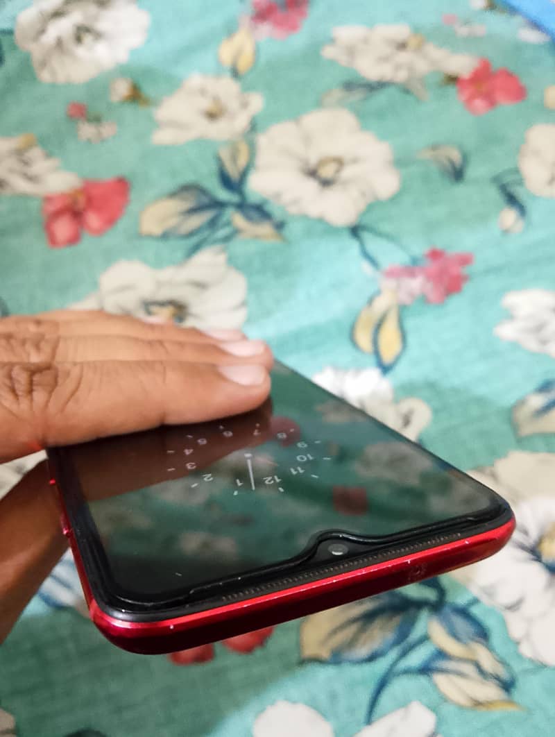 One Plus 7 contact 0333-4950544 3