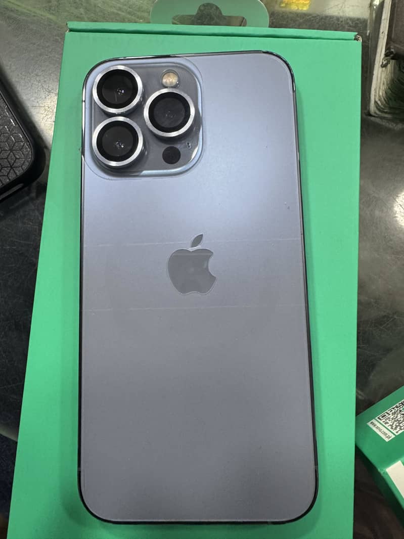 Apple iPhone 13 Pro 4