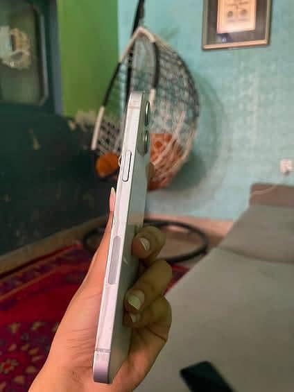 Apple iPhone 14 plus 4