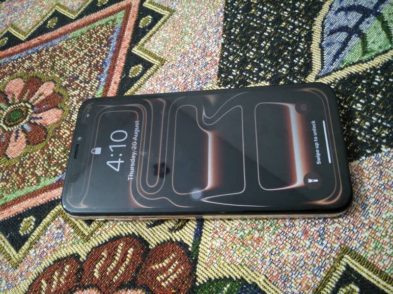 Apple iPhone X 0