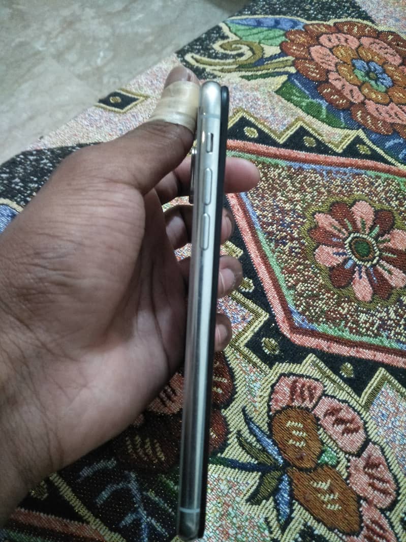 Apple iPhone X 1