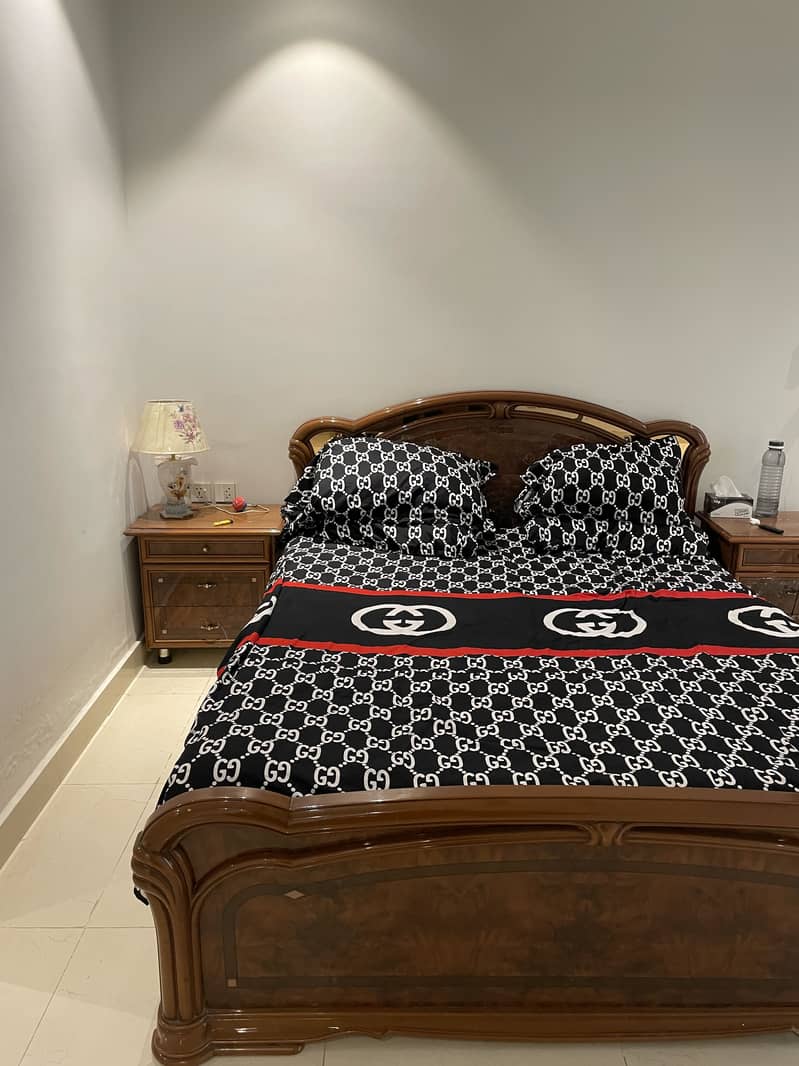 High Quality Bed Set! 3