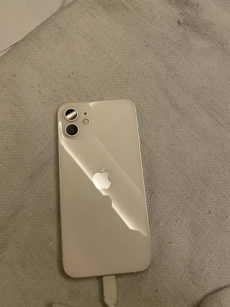 Apple iPhone 12 0