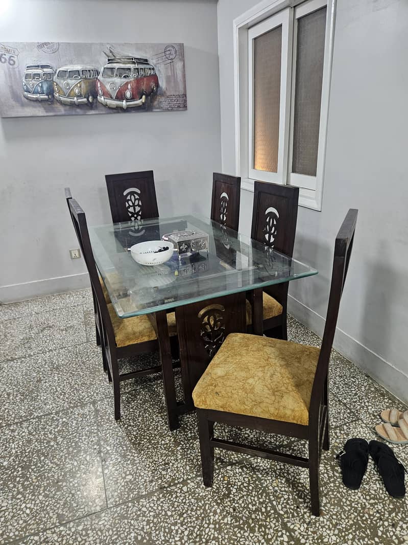 dainig table 3