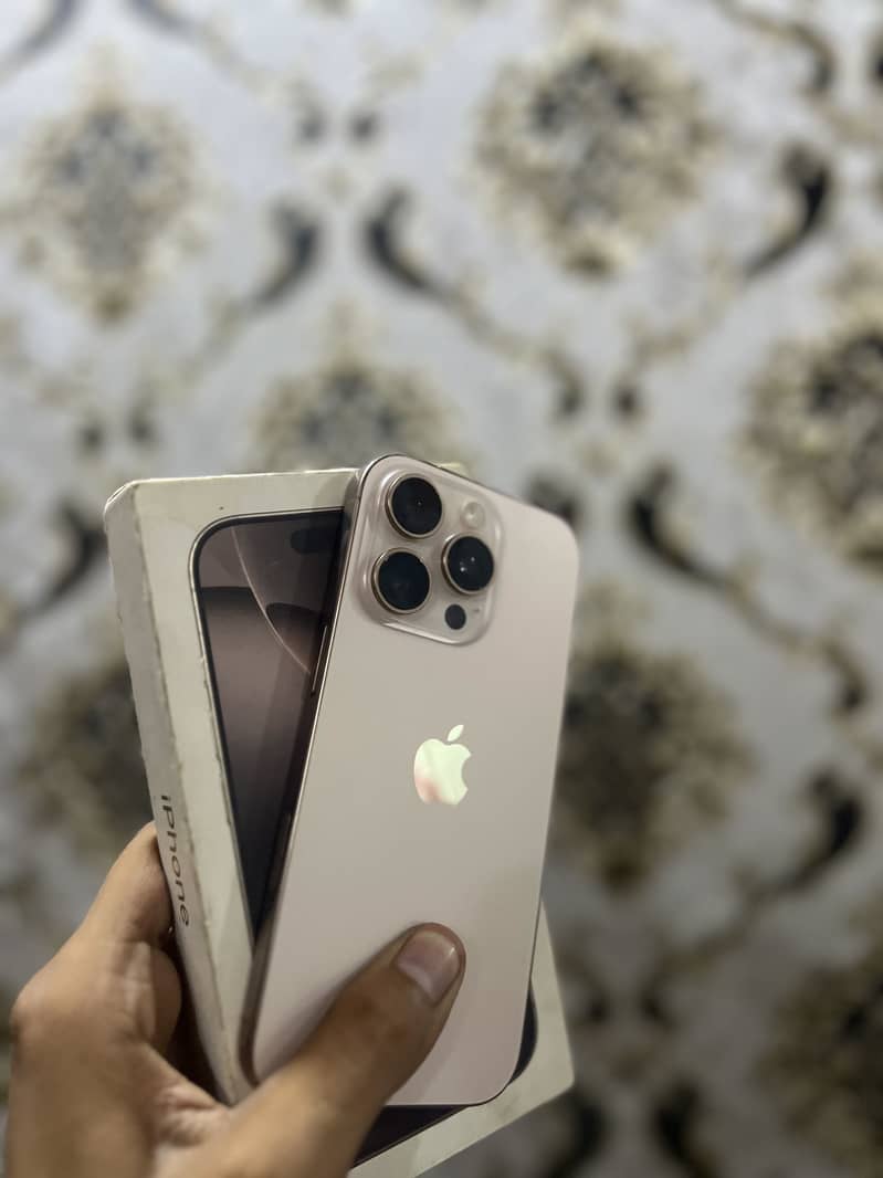 Iphone 16pro 0