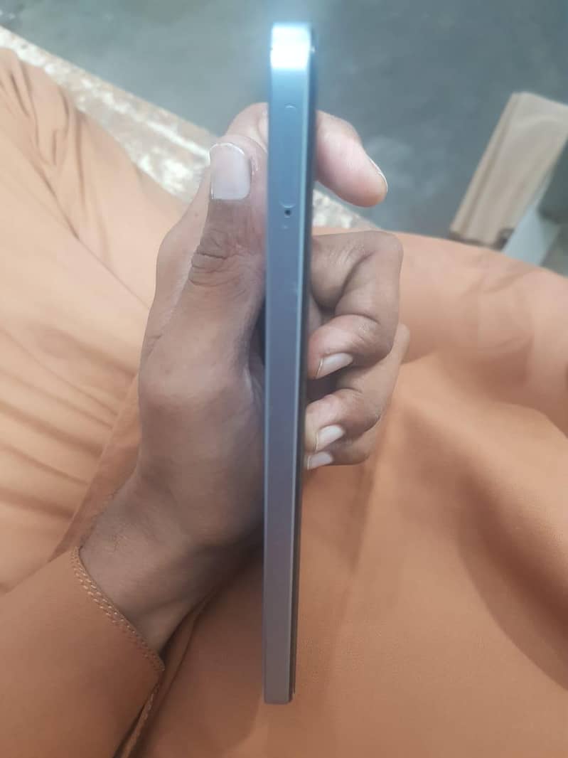 Realme Note 60 3