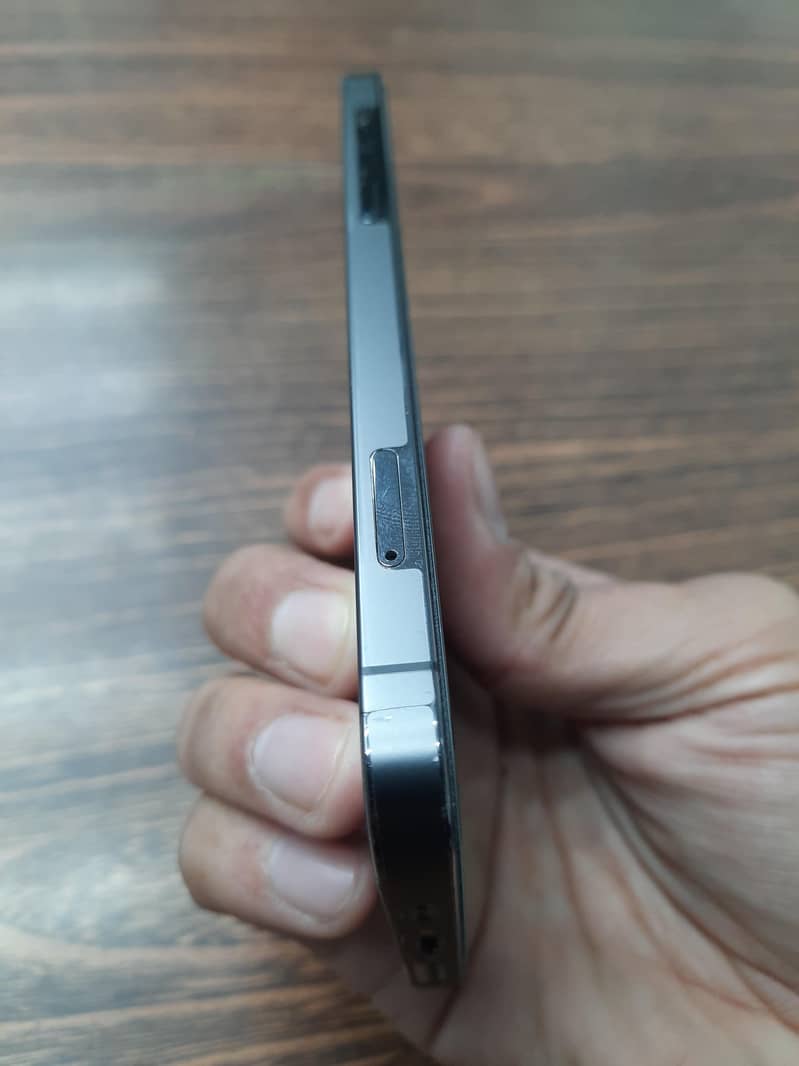 Apple iPhone 12 Pro 4