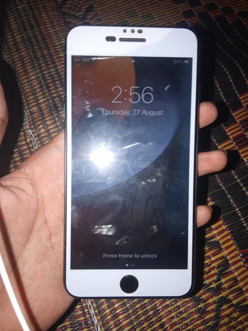 Apple iPhone 7 Plus 2