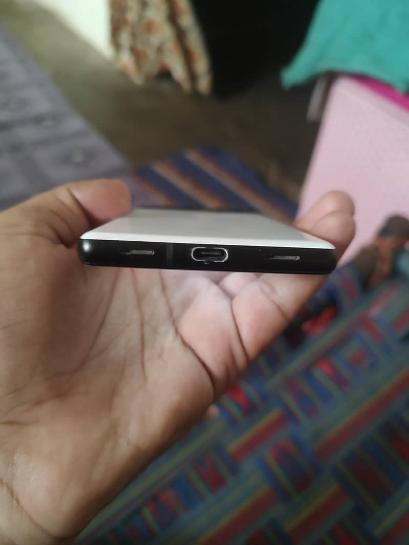 Google Pixel 6a 4