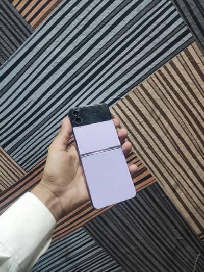 Samsung Mobile Z Flip 4