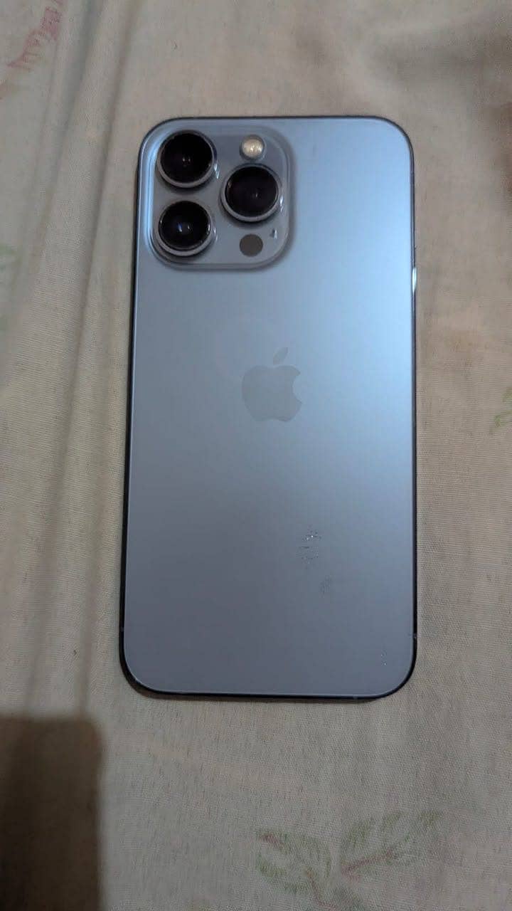 Apple iPhone 13 Pro 0