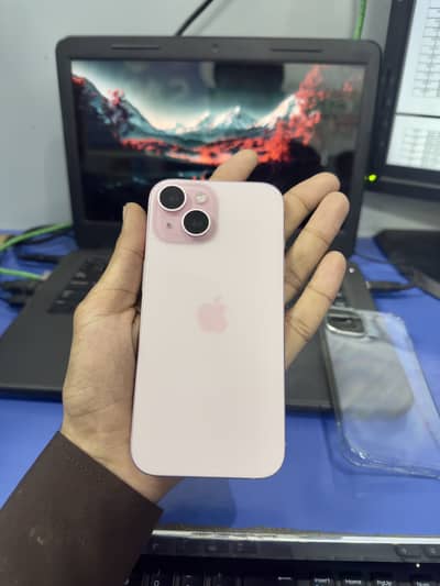 Apple iPhone 15