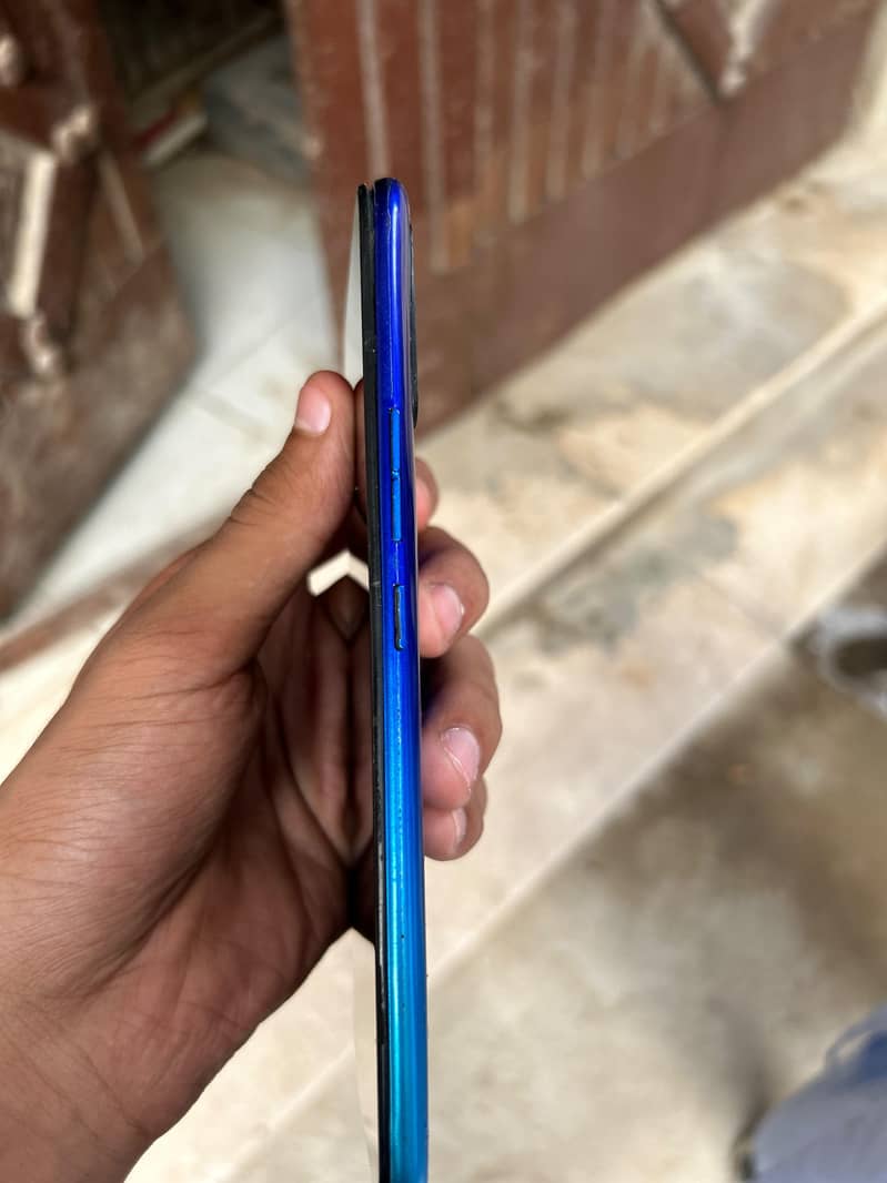 Tecno Spark 4 1