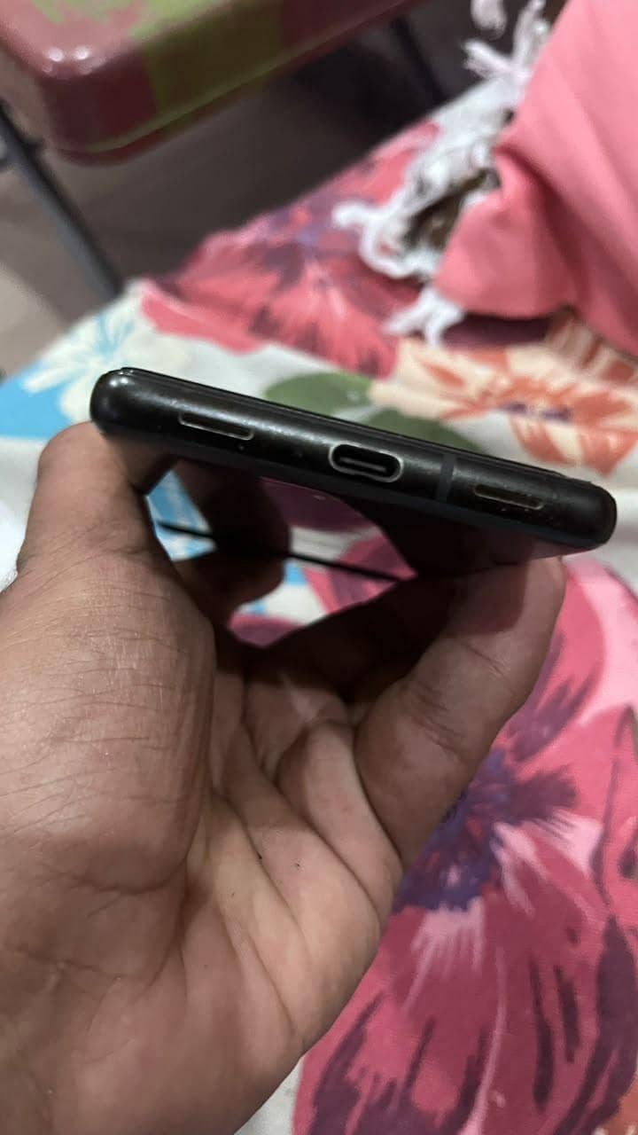 Google Pixel 6a 3