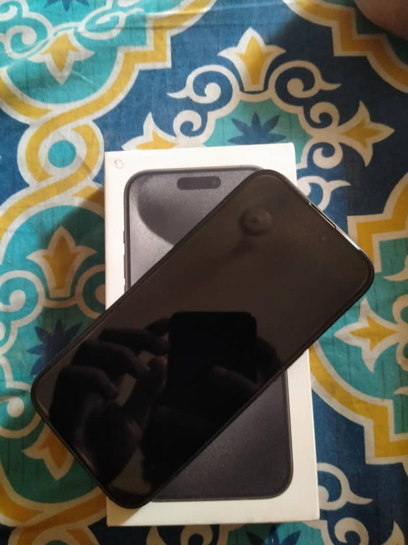 Apple iPhone 15 Pro 3