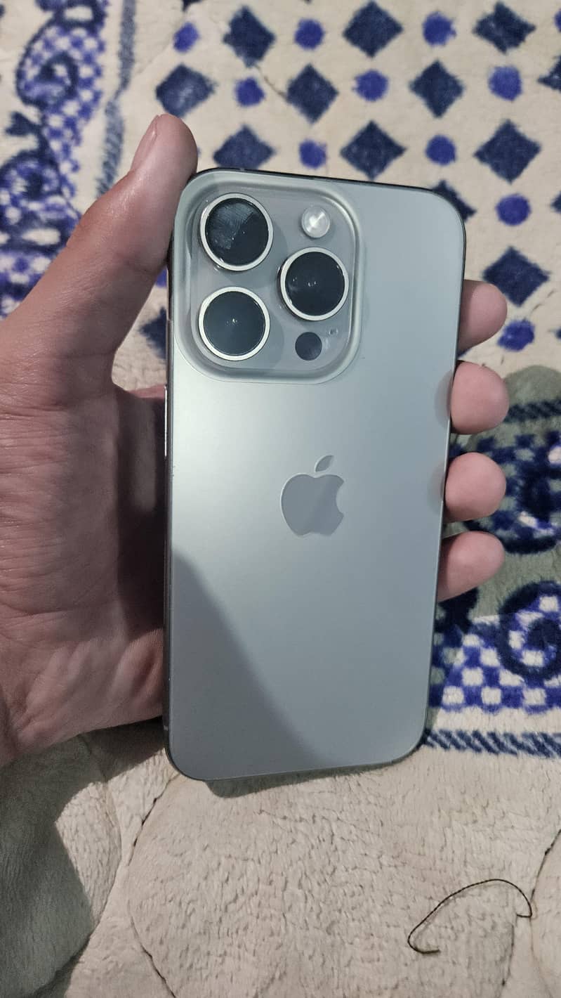 Apple iPhone 15 Pro 1
