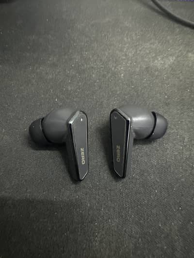 Zero Lifestyle FLAIR Earbuds — Without Case
