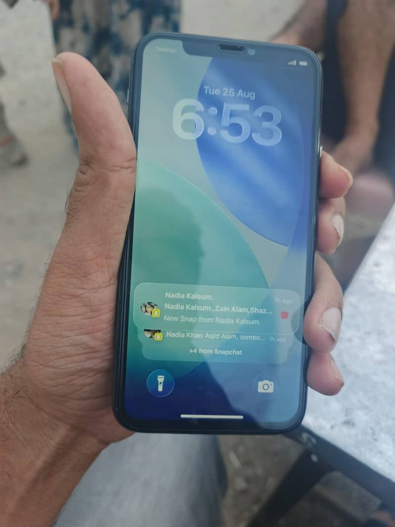 Apple iPhone 11 Pro 0