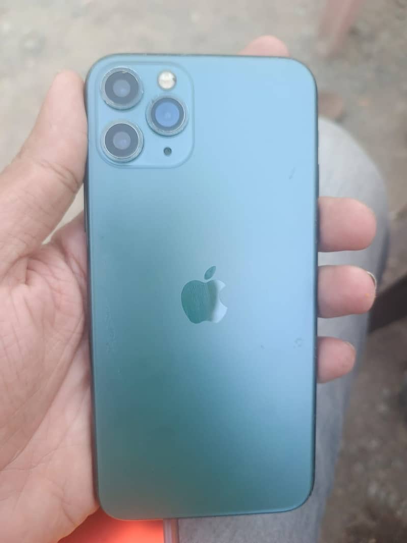 Apple iPhone 11 Pro 3