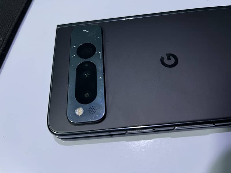 Google Pixel Fold 1