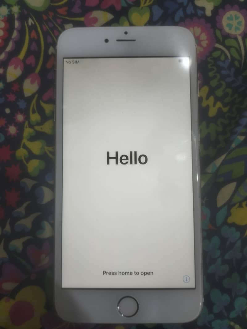 Apple iPhone 6 Plus 1