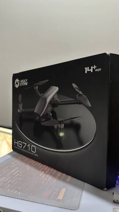 Holy Stone HS710 Drone with 2 Batteries & Complete Bag (Good Condition