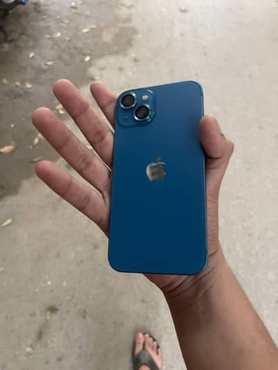 iPhone 13