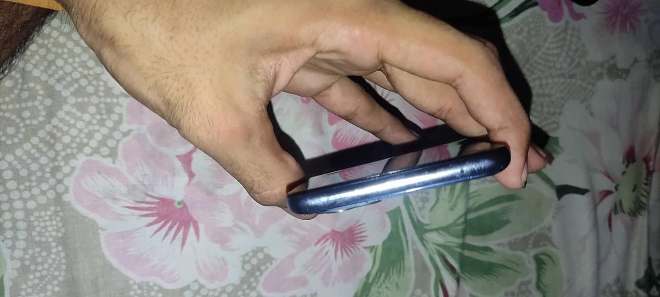 One Plus 9/12+12/256 7