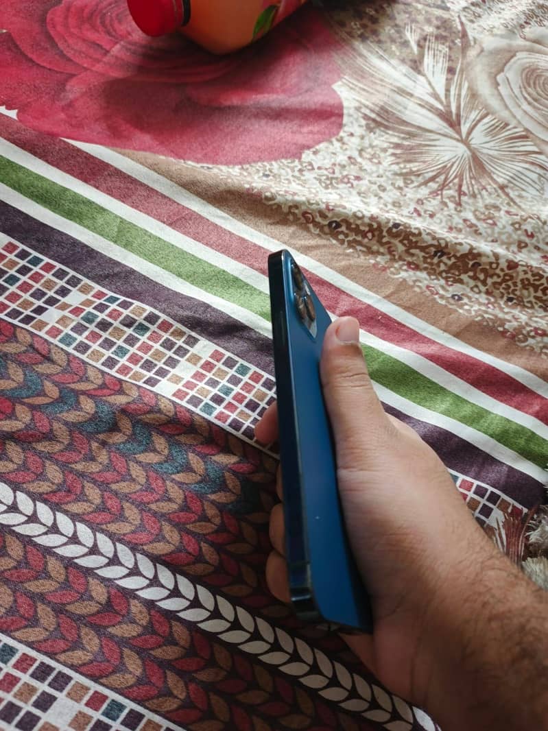 Apple iPhone 12 Pro 2