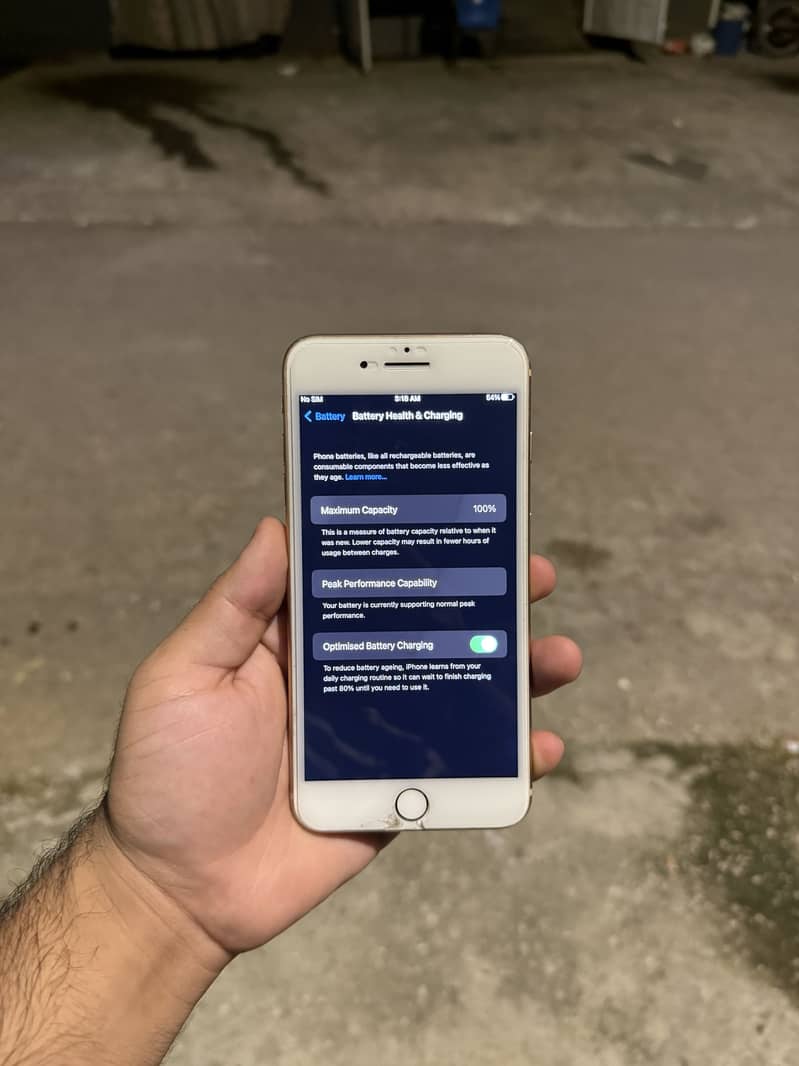 Apple iPhone 8 Plus 5