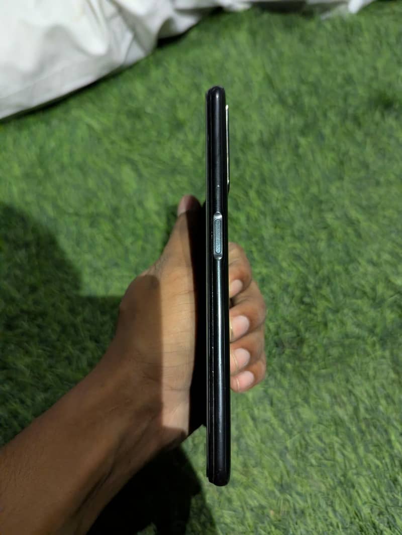 OPPO A76 4
