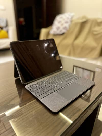 Logitech Folio Touch keyboard  for iPad Air (4th & 5th gen)